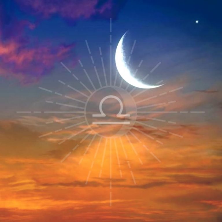 НОВОЛУНИЕТО Е ВЪЛШЕБЕН МОМЕНТ