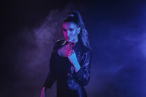 Магда с премиера до броени часове