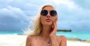 Моделът Емилия Иванова на почивка в екзотична дестинация