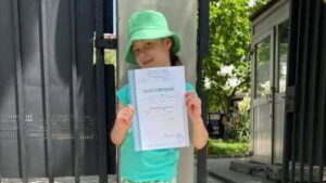 Дъщерята на Силвър и Ева-Марти завърши с отличие първи клас