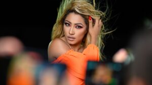 Роксана по-красива и секси от всякога в нова фотосесия