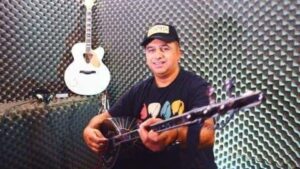 Атешкан Теофиков в колаборация с група „Фантазия“