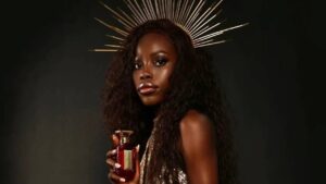 Евгения Борисова представя луксозна линия парфюми