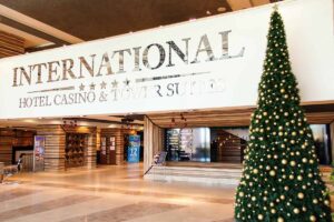 Подарете си незабравими празници в International Hotel Casino & Tower Suites
