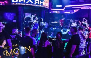 Яница и Биляниш взривиха „The MOON“