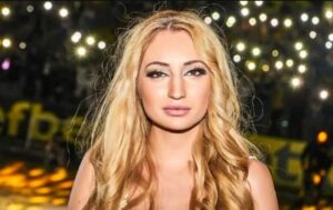 Певицата Тина омая сценаристите на Слави Трифонов