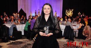 Мартина Гулабчева спечели приза ,,гримьор на годината” от наградите ,,Знаменитост на годината” 2021