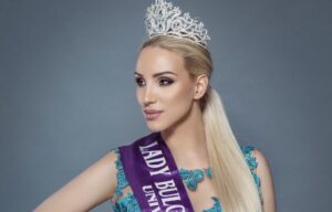 Лейди България 2021 Александрина Йорданова се довери на Ева Серева