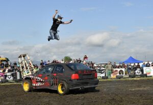 Организаторът на шоуто „Луда надпревара“ ще раздаде 100 000 билета на ученици!