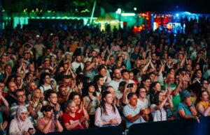 Финал с бурни овации и ритми: Gipsy Kings разтърсиха „Франкофоли“ 2025