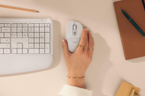 Повече комфорт за дългите дни на бюрото: Logitech представя гамата Signature Comfort Plus