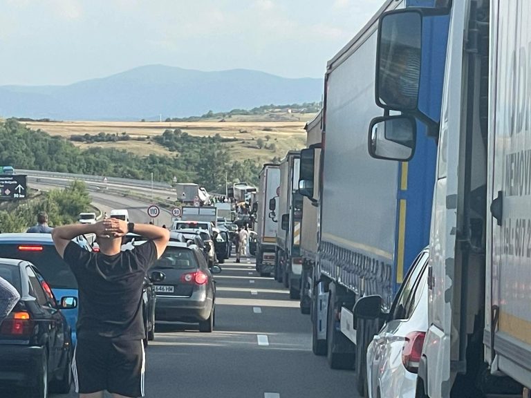 Войната по пътищата: Време е да спрем да бързаме за никъде