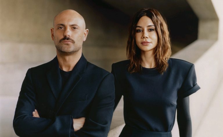 H&M И WARDROBE.NYC ПРЕДСТАВЯТ ПАРТНЬОРСТВО, КОЕТО ПРЕОСМИСЛЯ МОДЕРНИЯ ГАРДЕРОБ