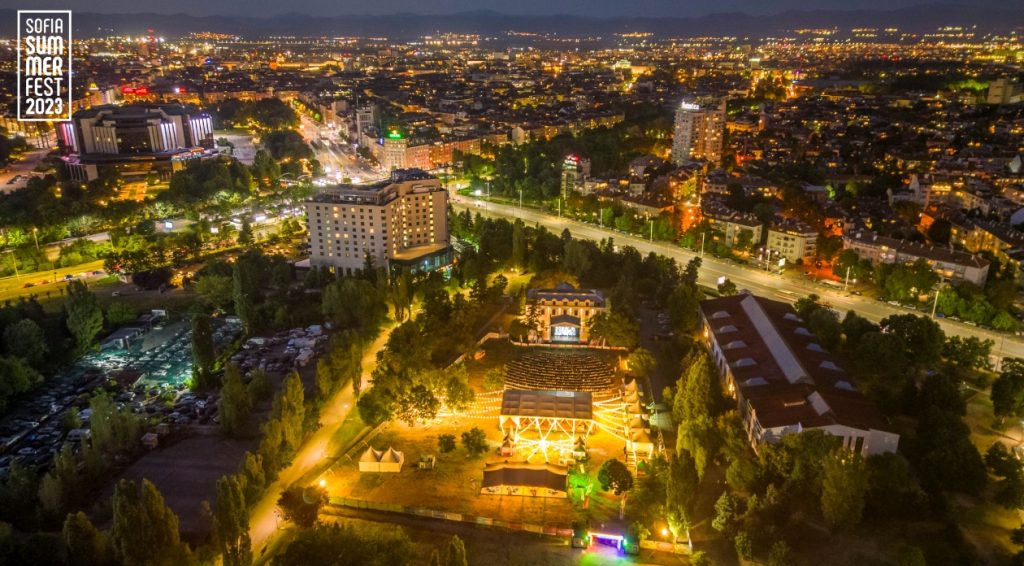 ПЪРВИТЕ 7 НА SOFIA SUMMER FEST – Летният фестивал на София с изложба на Моста на влюбените