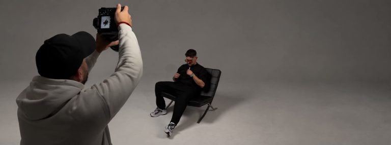 Силвър засне нова фотосесия, показа кадри от снимачния процес
