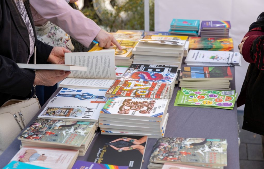 Над 6 тона пластмаса и над 5000 раздадени книги в „Книги за смет“ през 2026 година